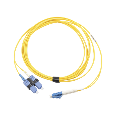 Jumper de Fibra Óptica Monomodo (OS2), XGLO, LC/UPC-SC/UPC Duplex, OFNR, Color Amarillo, 10 Metros (32.81 Pies) | FJ2-LCUSCUL-10