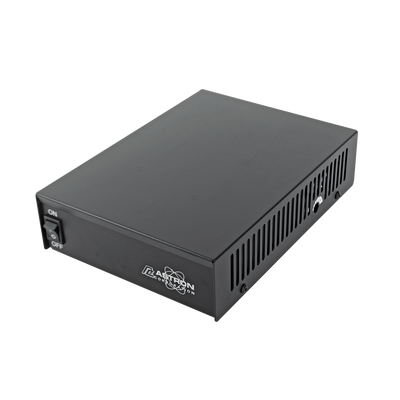 Fuente de Poder Conmutada Astron | Salidas:13.8V, 18A máx | SS-18