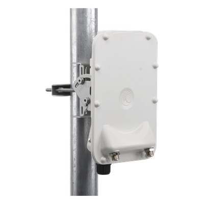 Radio Point-to-Point / Hasta 1.36 Gbps / 4.91-6.2 GHz / 802.11ac Wave 2 MU-MIMO 4x4 / Conectorizado / +80 km / IP66/67 | PTP550-CE