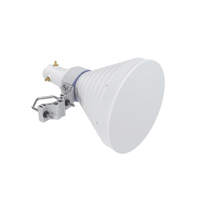 Antena Sectorial Simétrica Starter Horn de 30º, 5150 - 5950 MHz, ganancia de 18 dBi, conexión RP-SMA | STH-30-USMA
