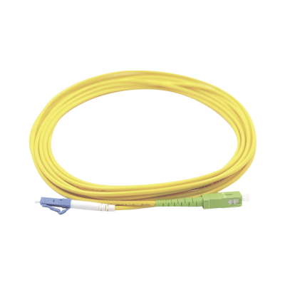 Jumper de Fibra Óptica Monomodo LC/UPC SC/APC Simplex, Color Amarillo 1 Metro (3.28 Pies) | LP-FO-LCU-SCA-01